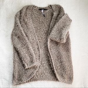 Kensie sweater - size L